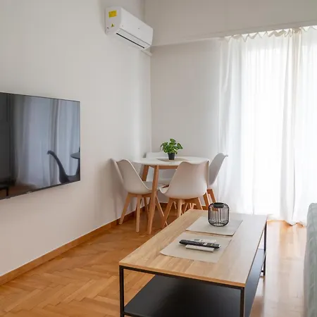 Spacious 2 Bedroom Apartment Next To Acropolis Atina Dış mekan fotoğraf