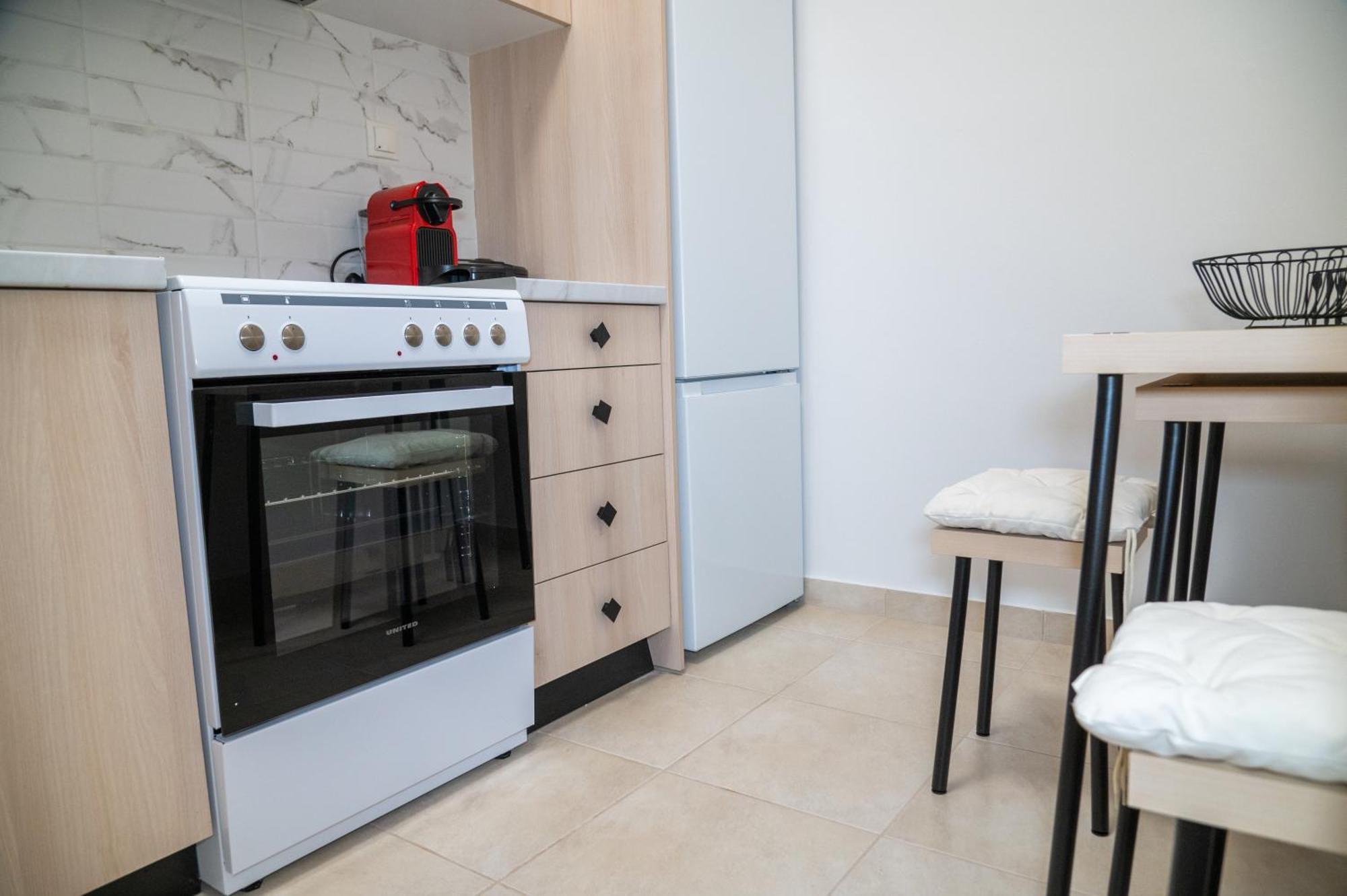 Apartment Spacious 2 Bedroom Next To Acropolis *