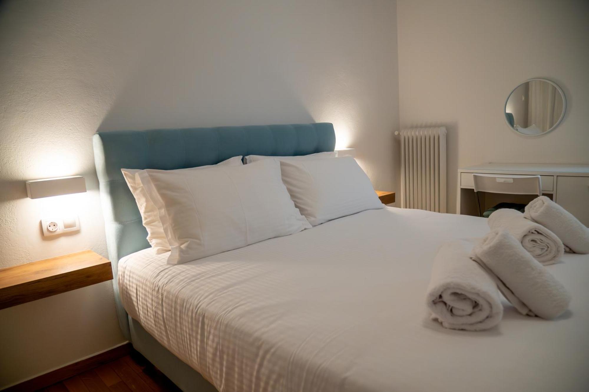 Spacious 2 Bedroom Next To Acropolis