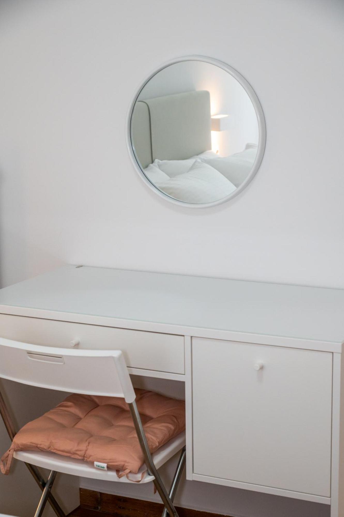 Spacious 2 Bedroom Next To Acropolis