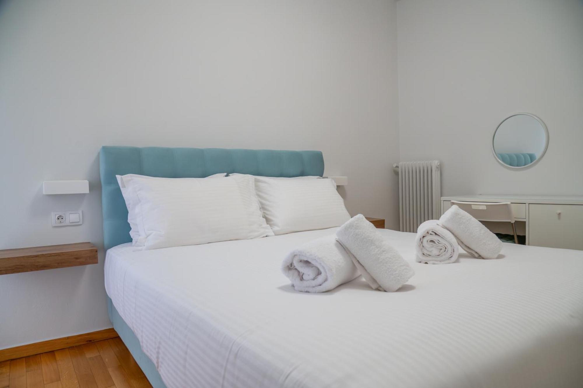 Apartment Spacious 2 Bedroom Next To Acropolis Athens
